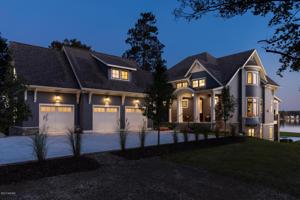 1095 South Shore Drive