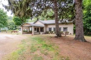 5940 Huron