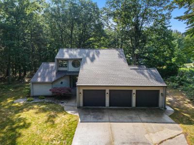 5564 Lake Harbor Road