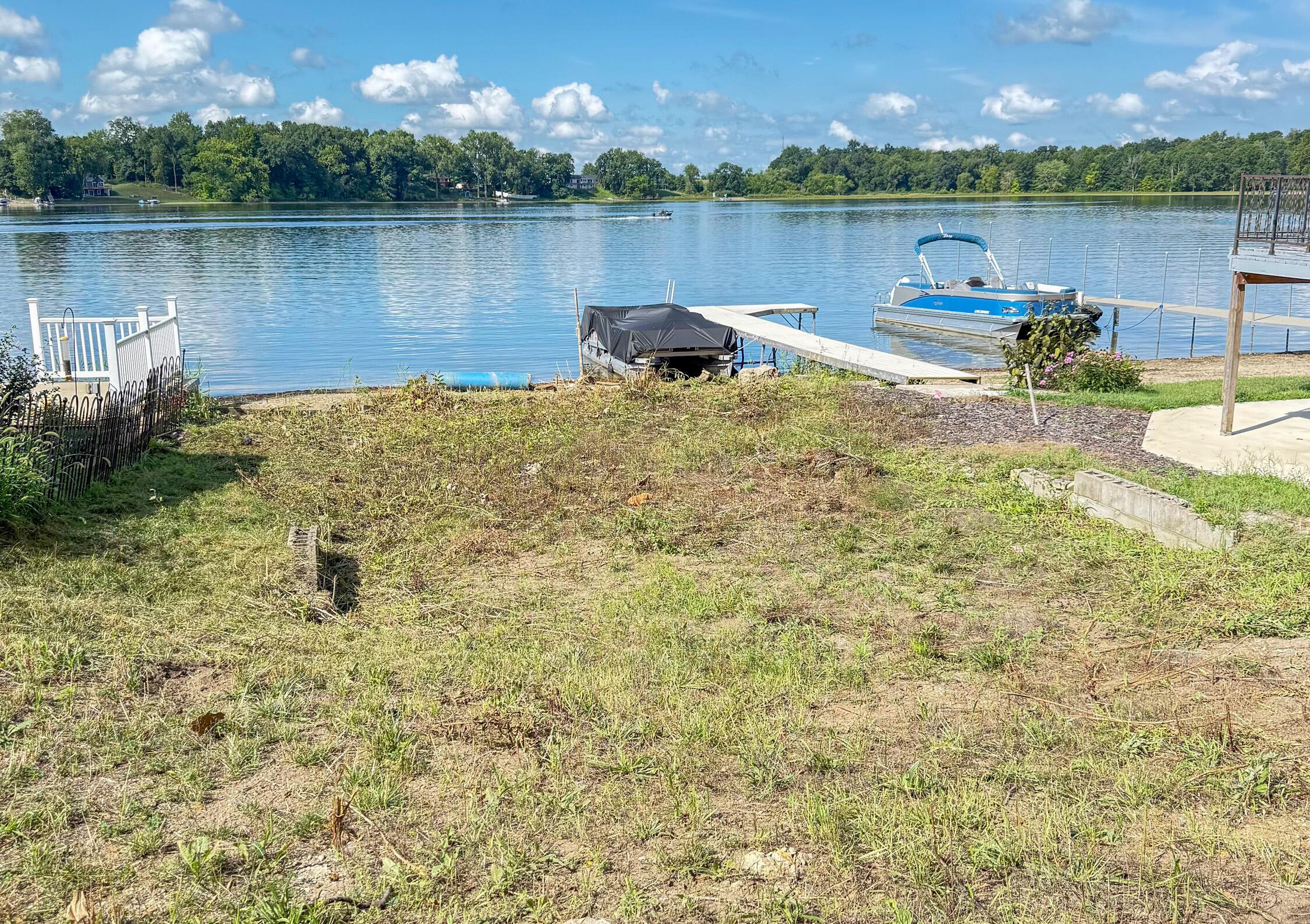 Image 2: Pleasant Lake3.jpg