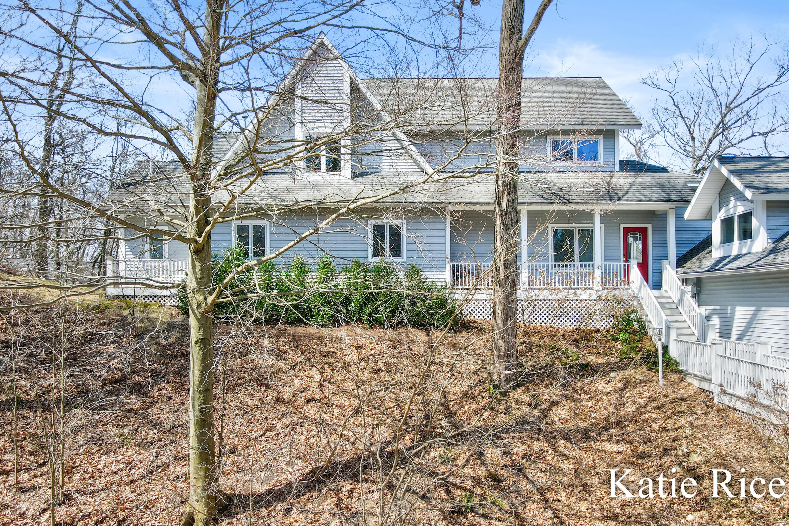 Image 4: Katie Rice - 5575 Beechmont Road (66)-2