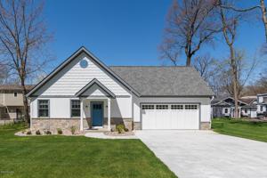 266 E Gull Lake Drive