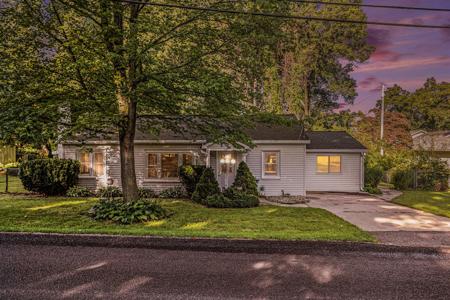 1457 Woodland