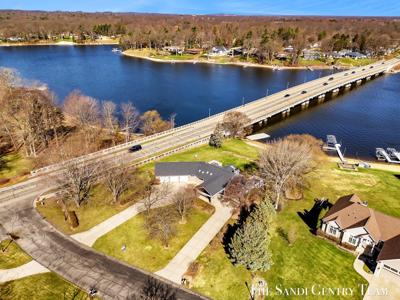 760 Bridgeview Bay Drive