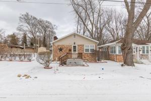 89 Pershing Avenue