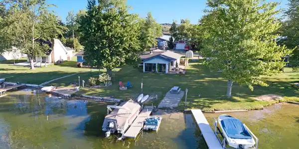 2456 Lorraine Drive