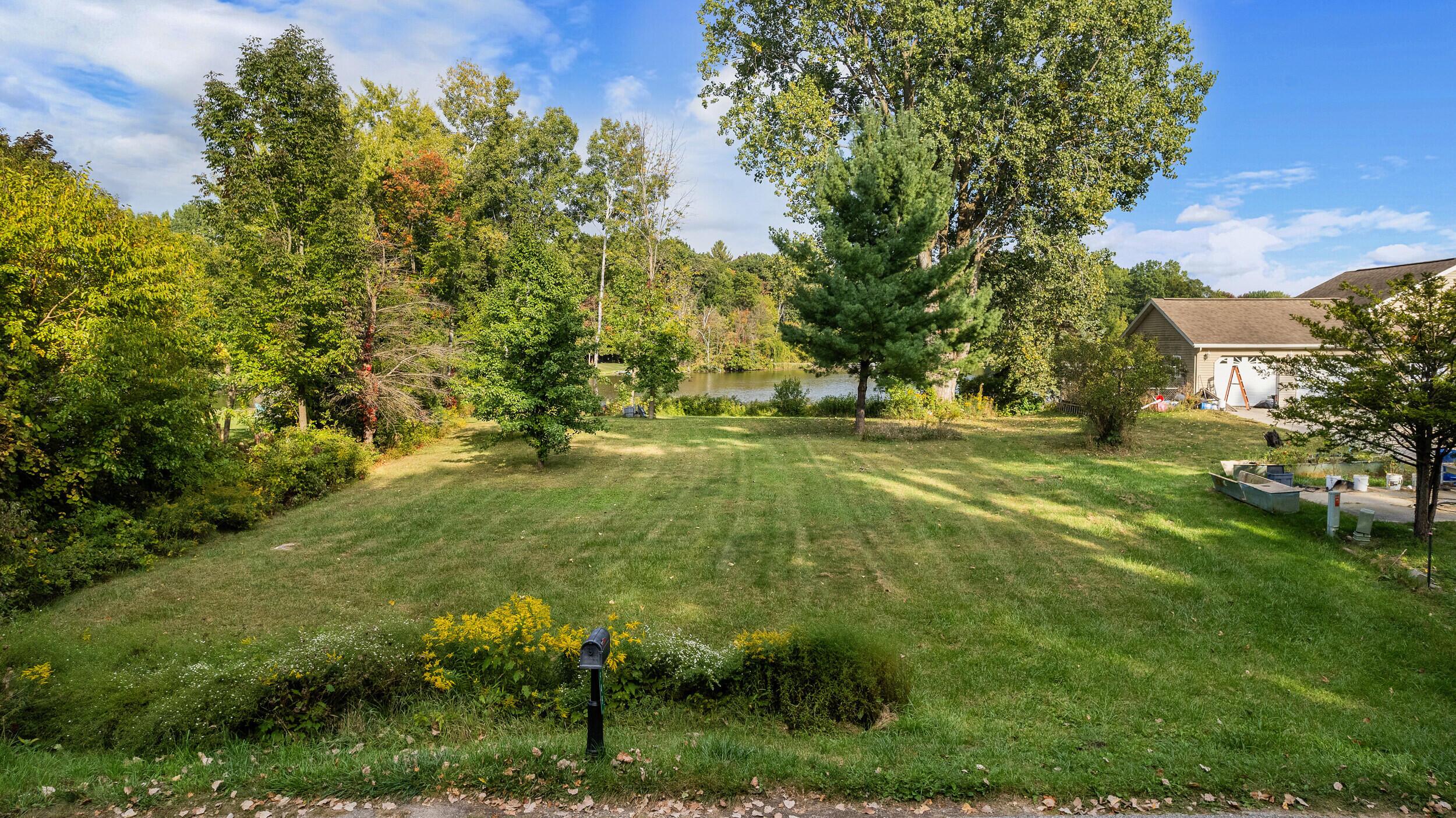 Image 3: lot 33 w shore dr-0001