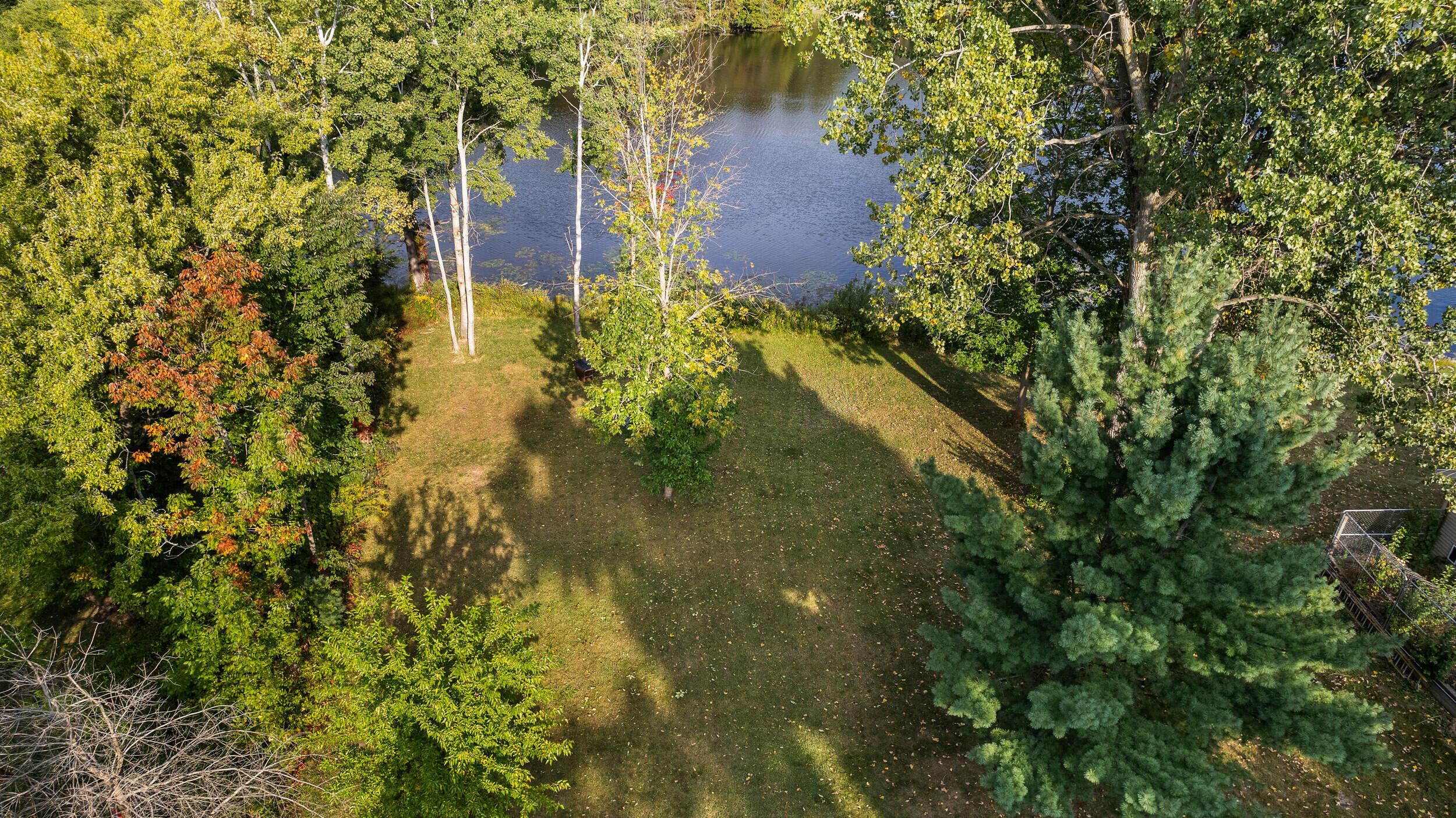 Image 4: lot 33 w shore dr-0003