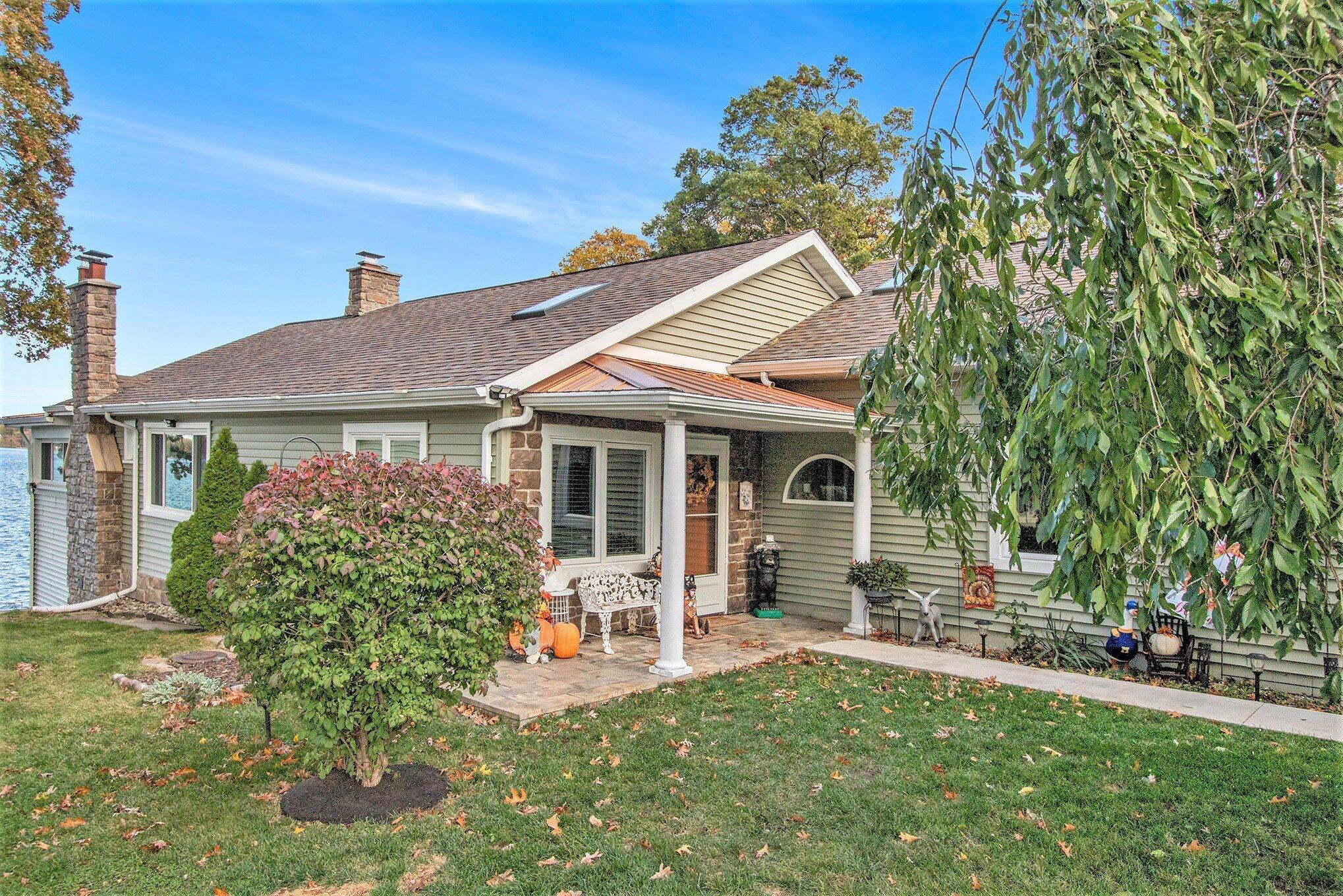 Image 2: 002_img_2779_467