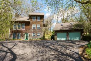 8904 E Gull Lake Drive