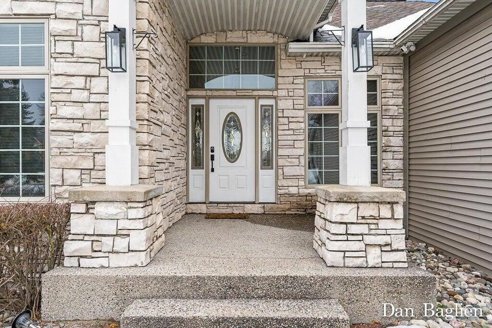 Image 3: BVB Front Door