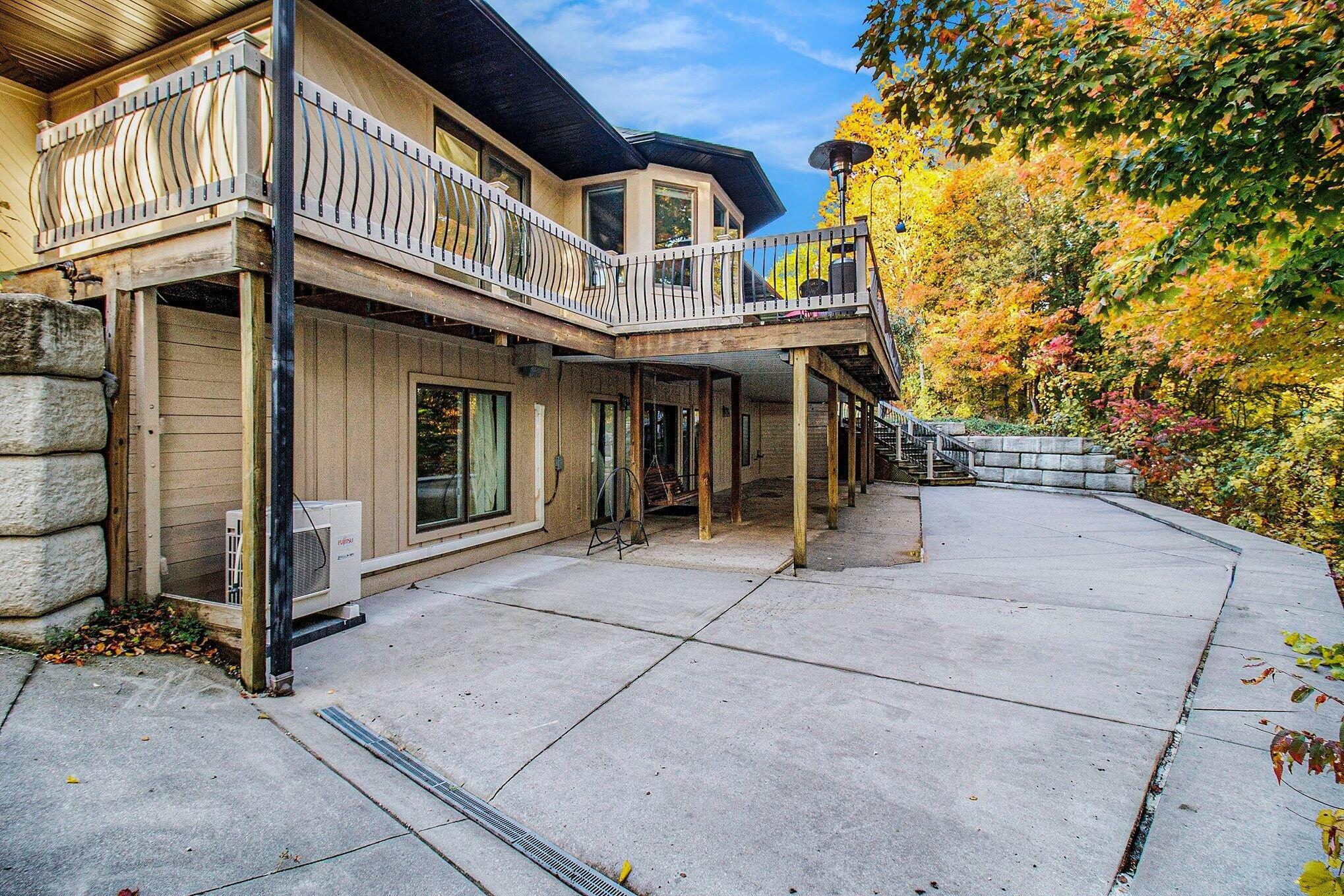 Image 4: 007_5r6a1308_780