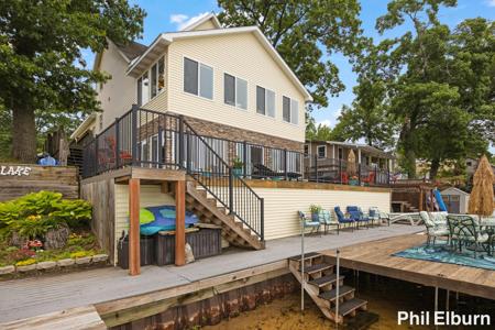 3611 Holiday Drive