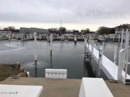 19 Harbor Isle Drive