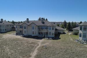 320 Lakeshore Drive