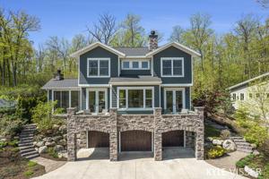 3246 Reeds Lake SE