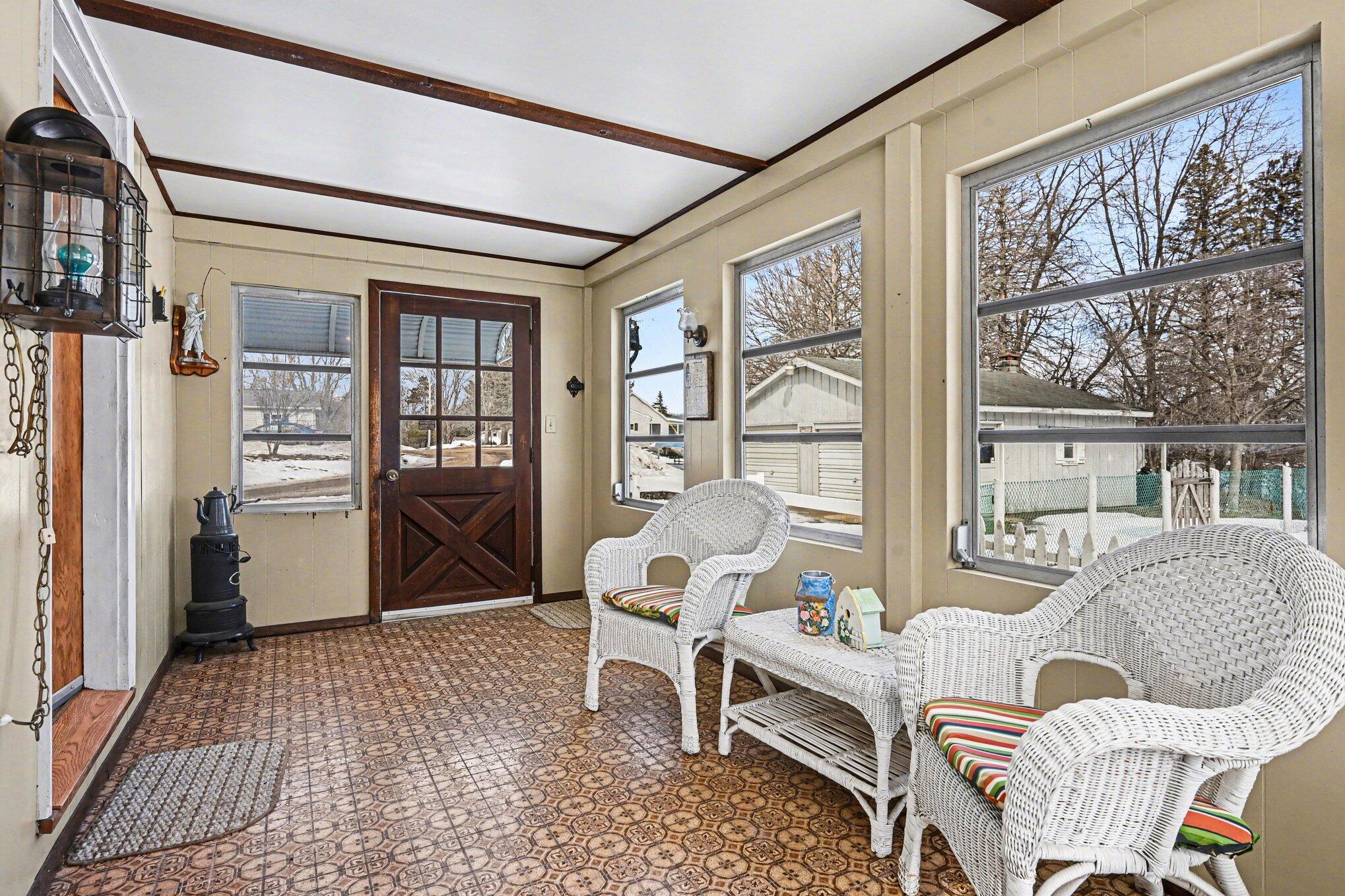 Image 3: 014_file_9695