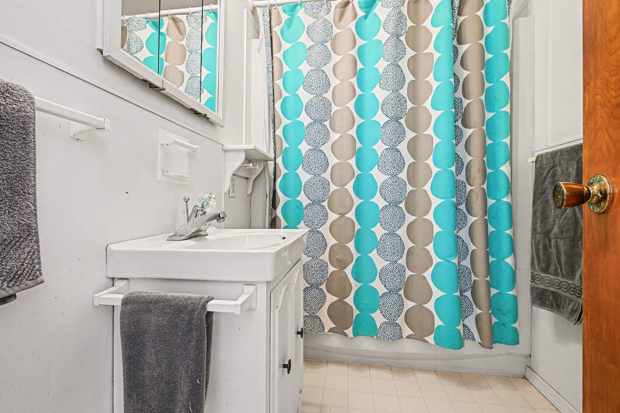 Image 4: 011_file_5668