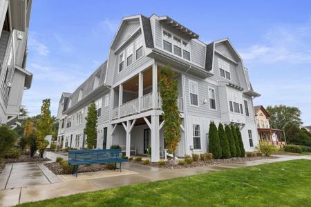 120 N Barton