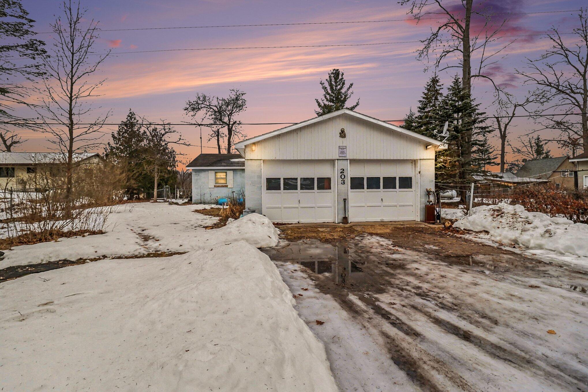 Image 2: 017_file_6774