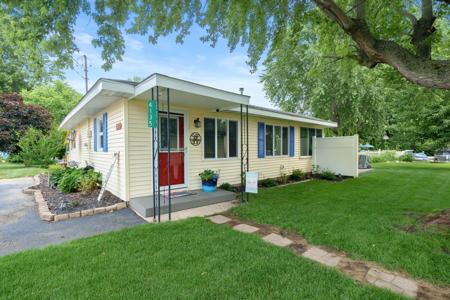 4135 W Joy Road