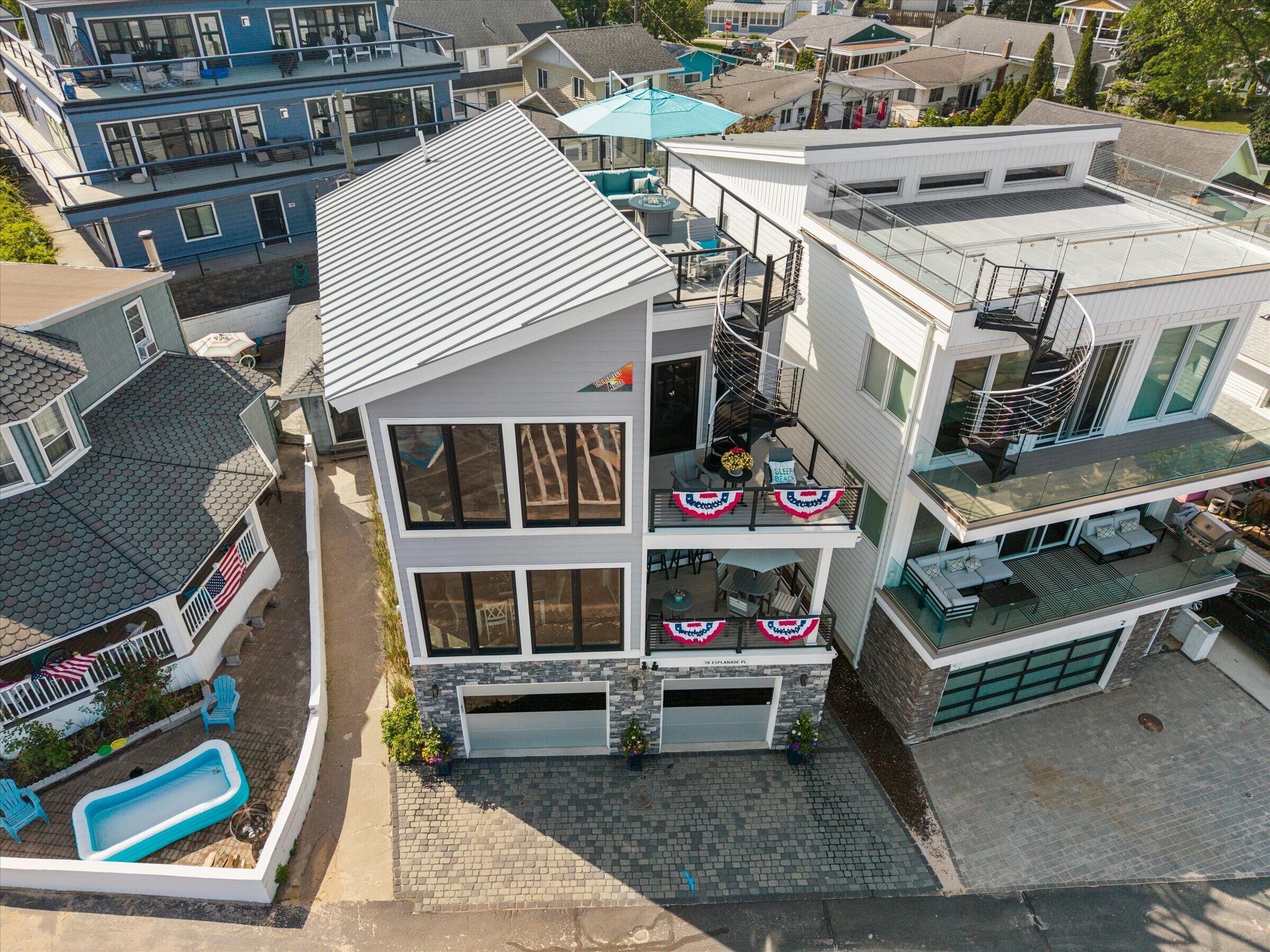 Image 4: Aerial View
