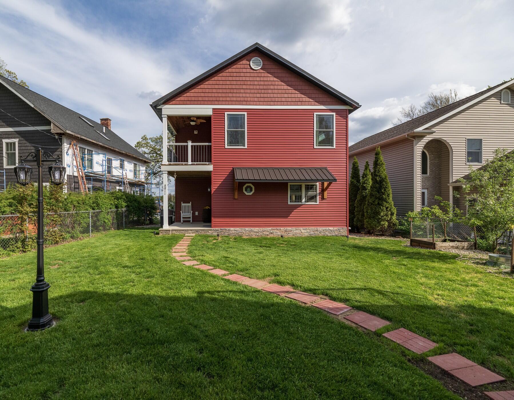 Image 2: 8811 Waruf - Kalamazoo-61