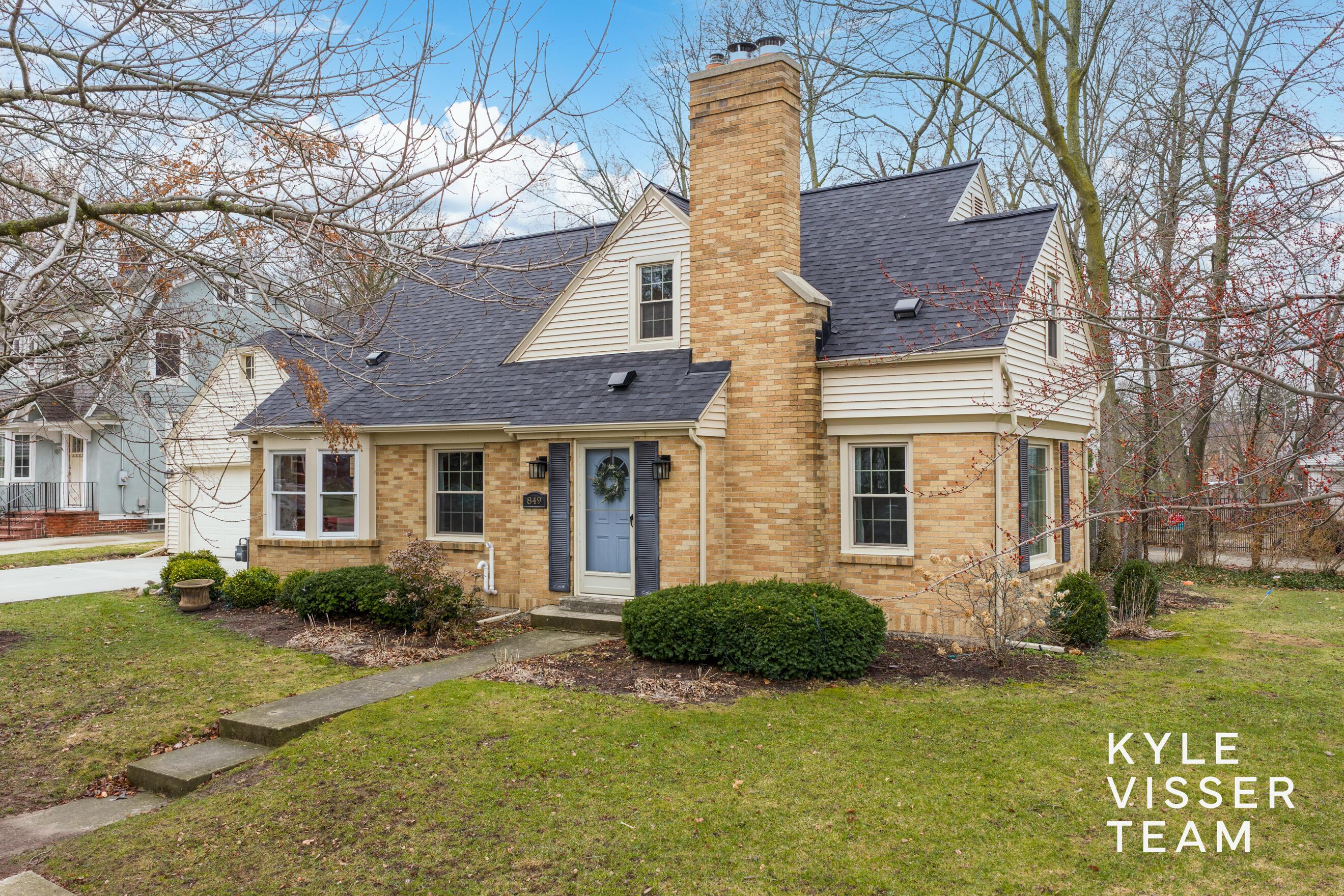 Image 1: Front Exterior