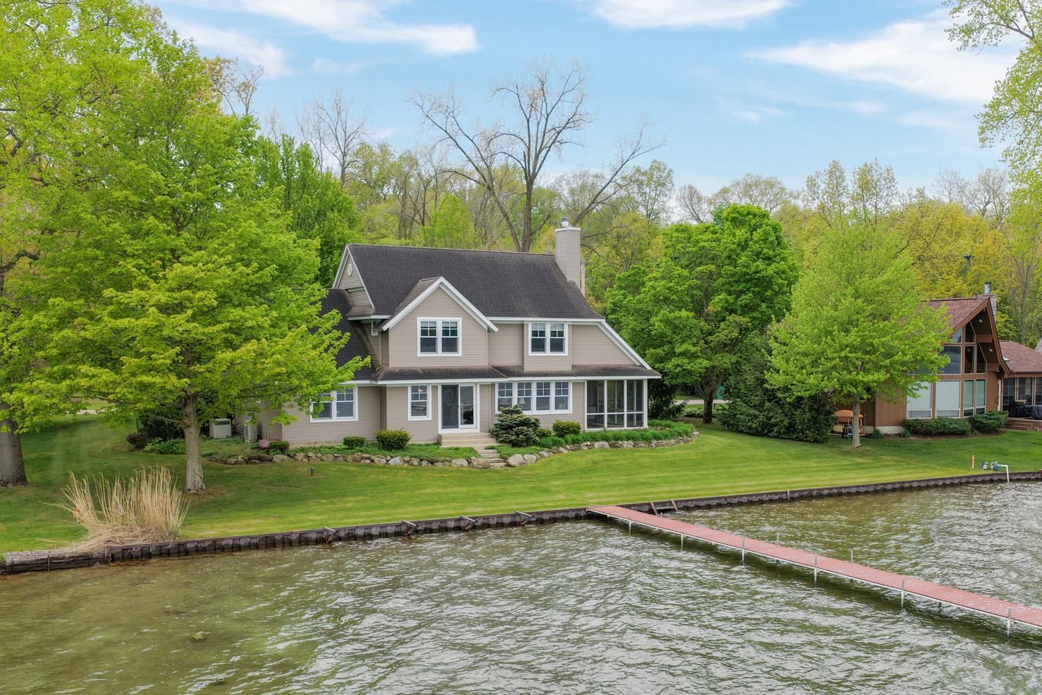 Image 1: 11094 Harbor Dr Three Rivers-large-002-0
