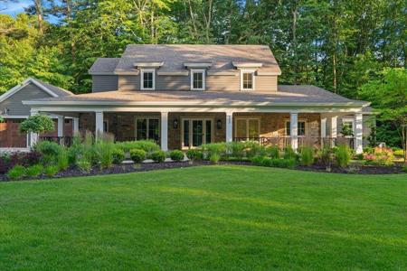 317 N Lakeshore Drive