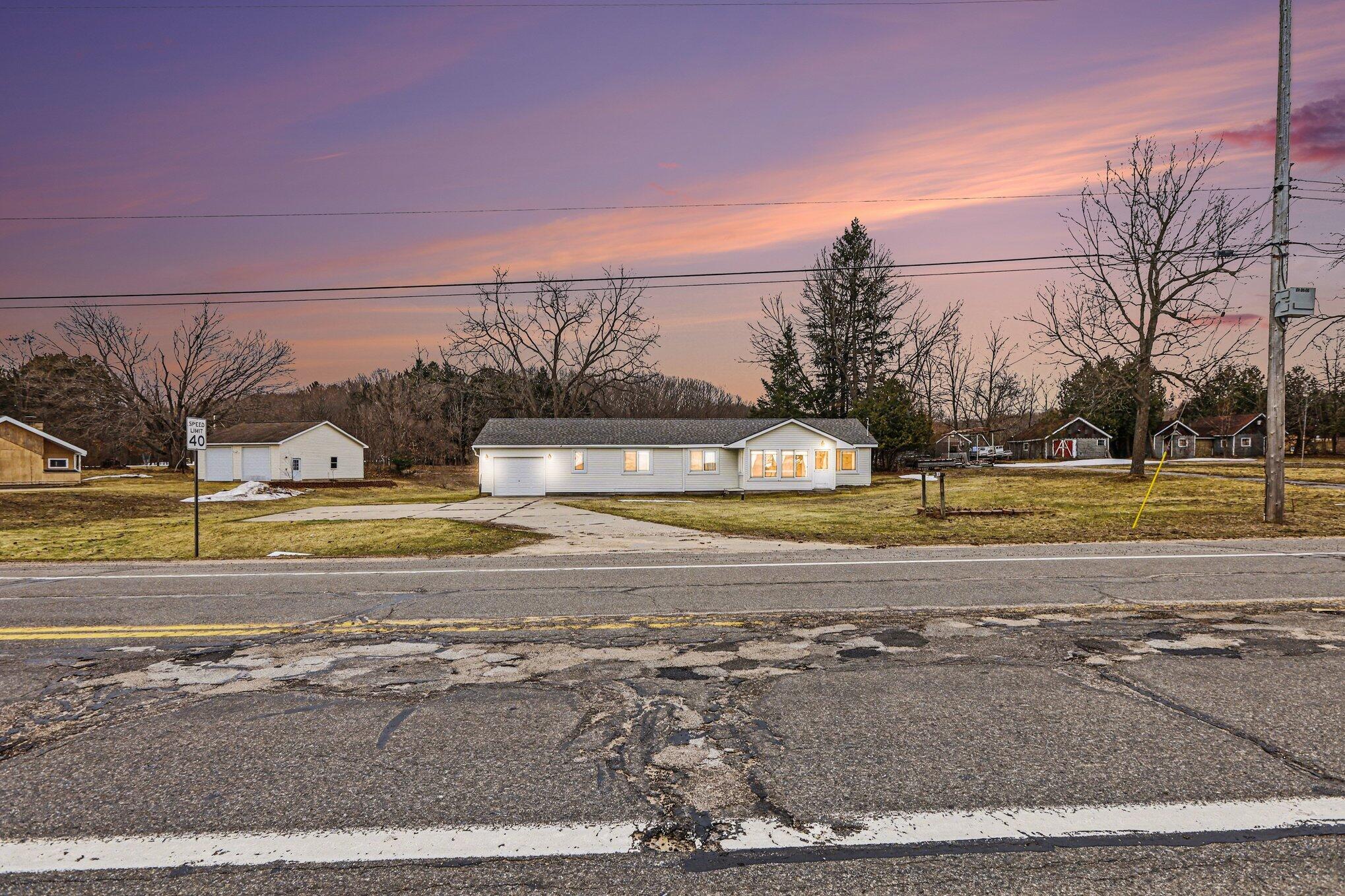 Image 2: 001_file_1852