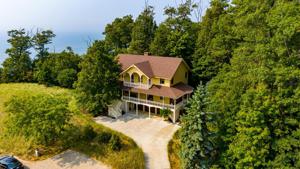 6707 Kelly Creek Drive