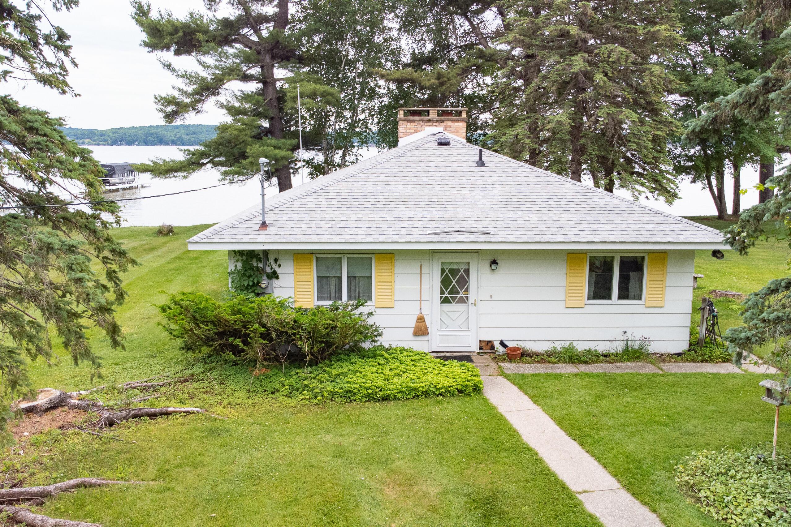 Image 2: 7423_Bair_Ave-68