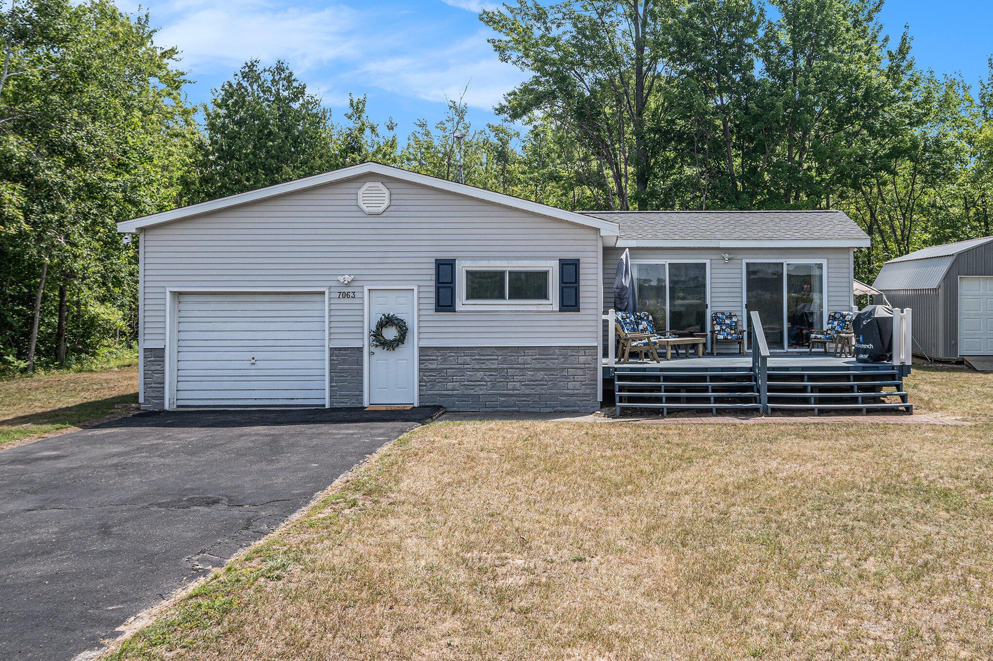 Image 2: Front of House