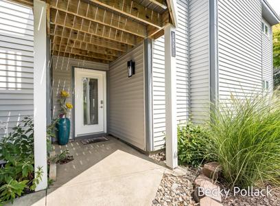 342 Mariners Cove