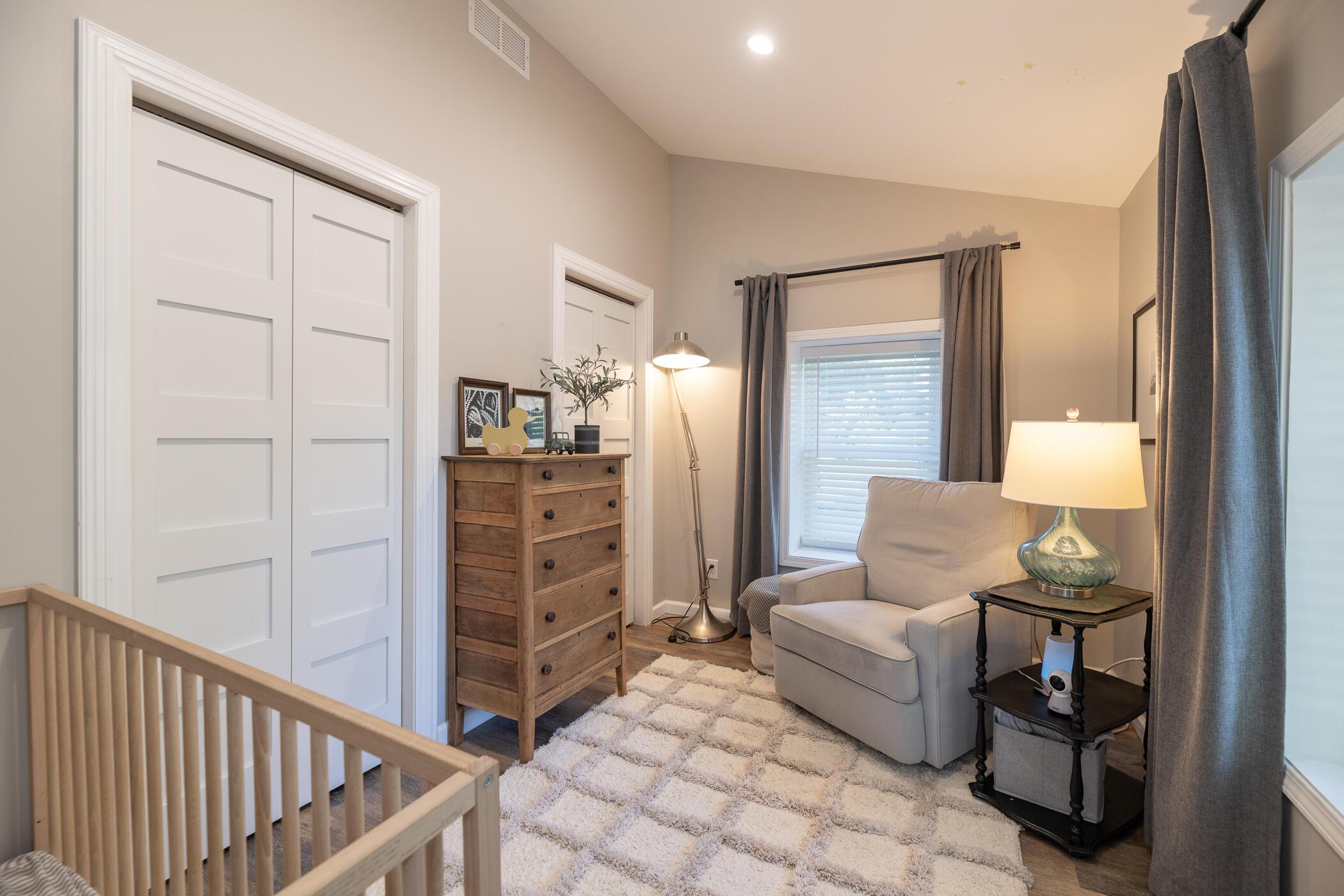 Image 4: Bedroom 1