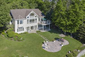 4125 Lakeridge Drive