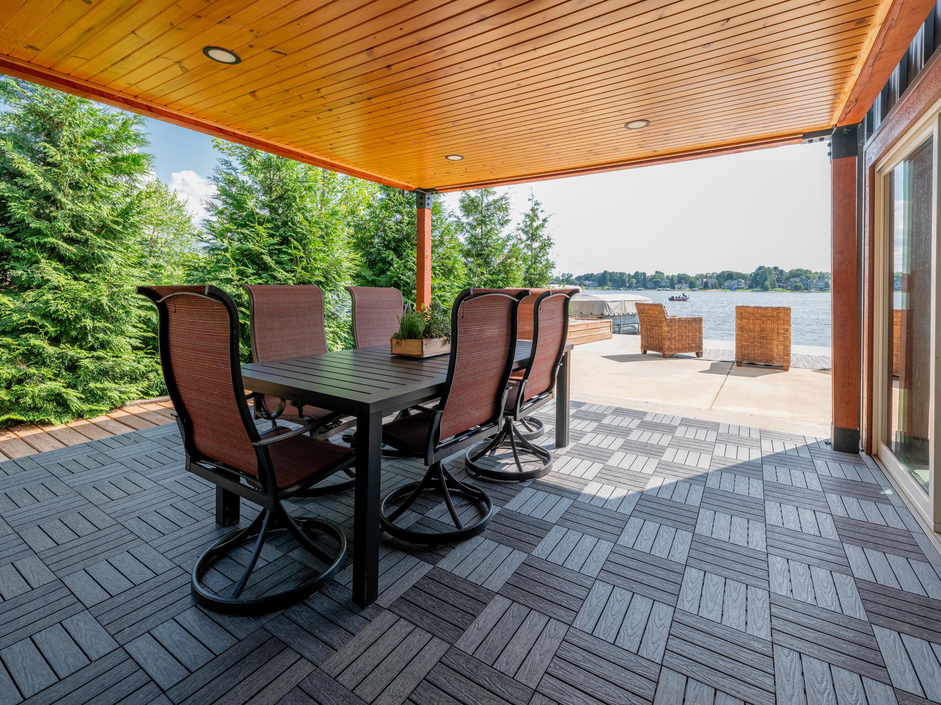 Image 4: 1466 N Eagle Lake-208