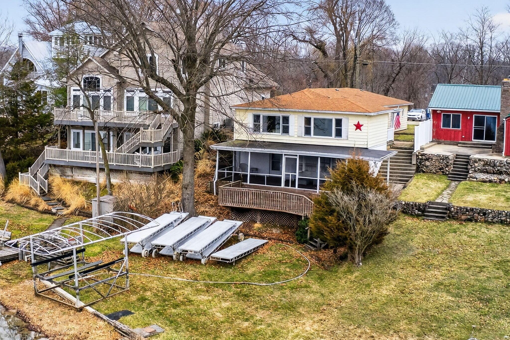 Image 2: 70104 Treasure Island Rd-43