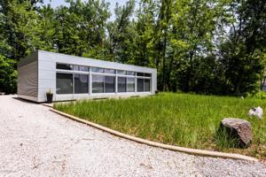 5058 Shoreview Drive
