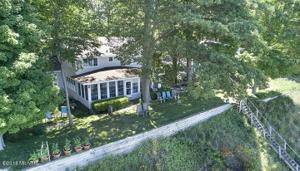 4562 Lovers Lane