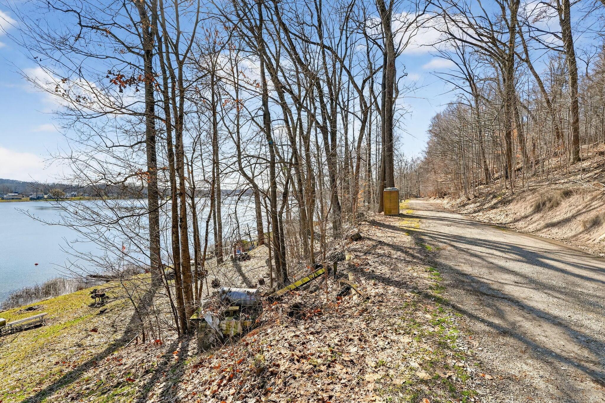 Image 2: 65721 North Dr-9