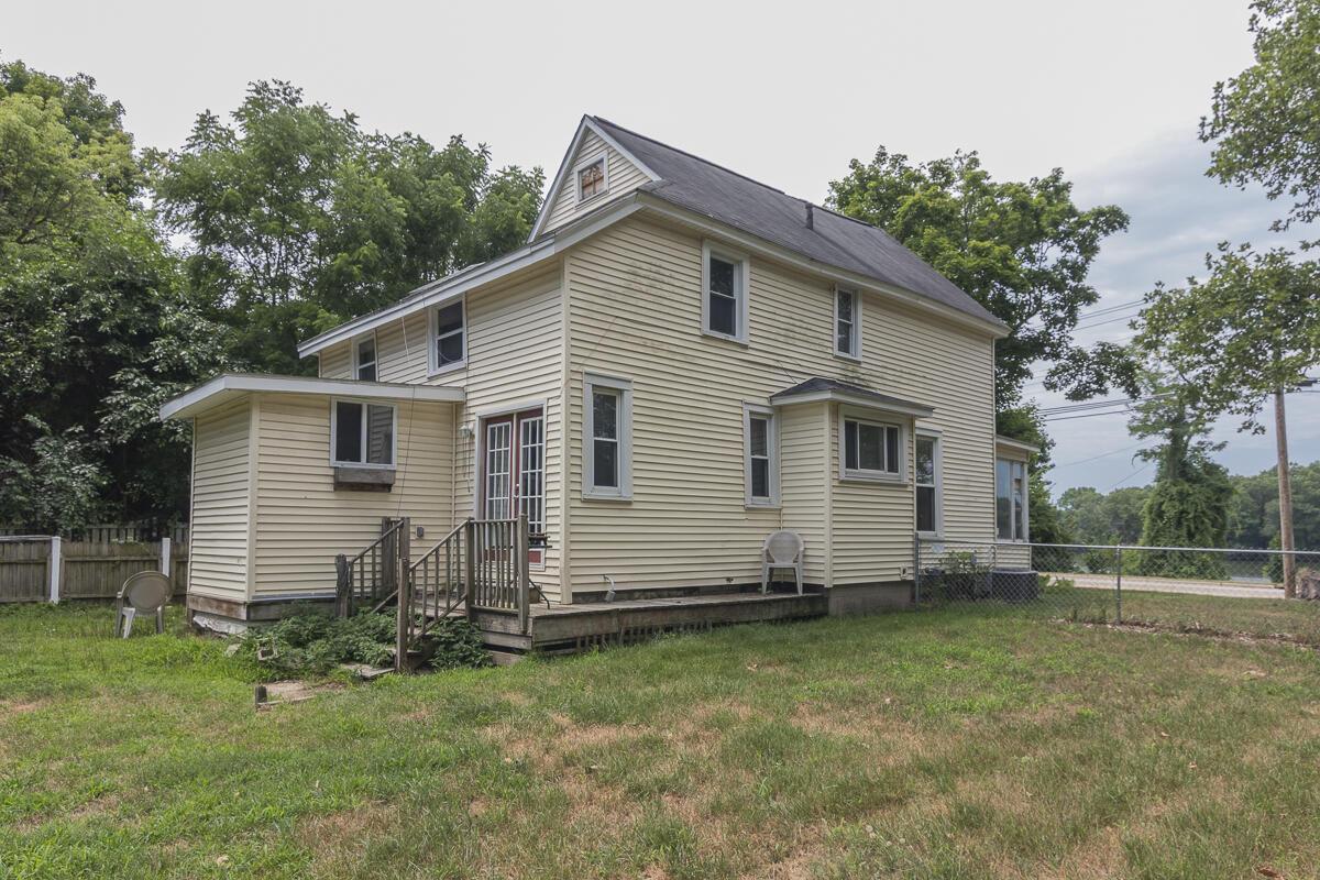 Image 2: 624NKalamazoo-11
