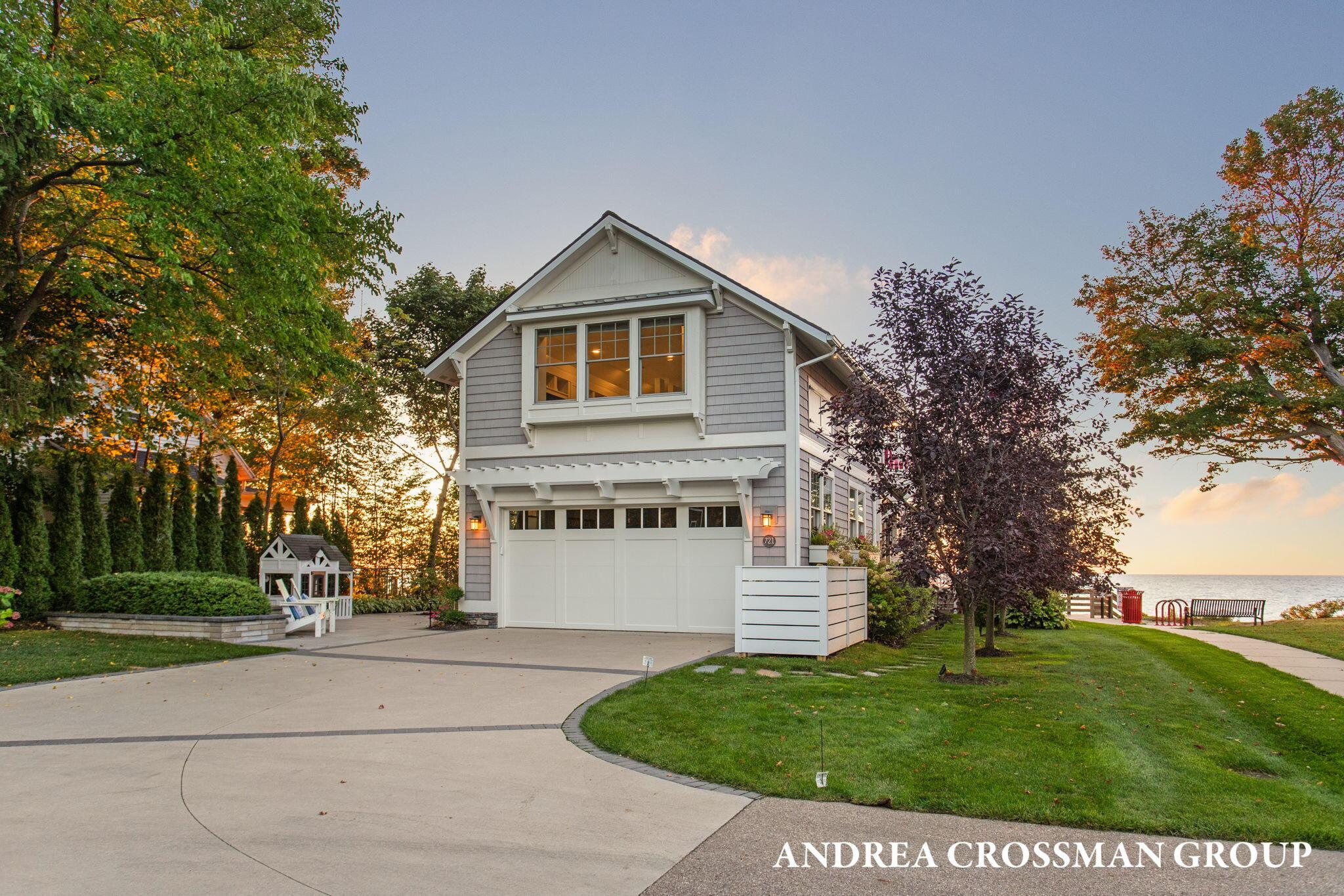 Image 3: 397-web-or-mls-721-n-shore-dr