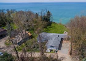 860 Lake Michigan Drive