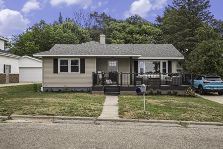 806 Lakeview