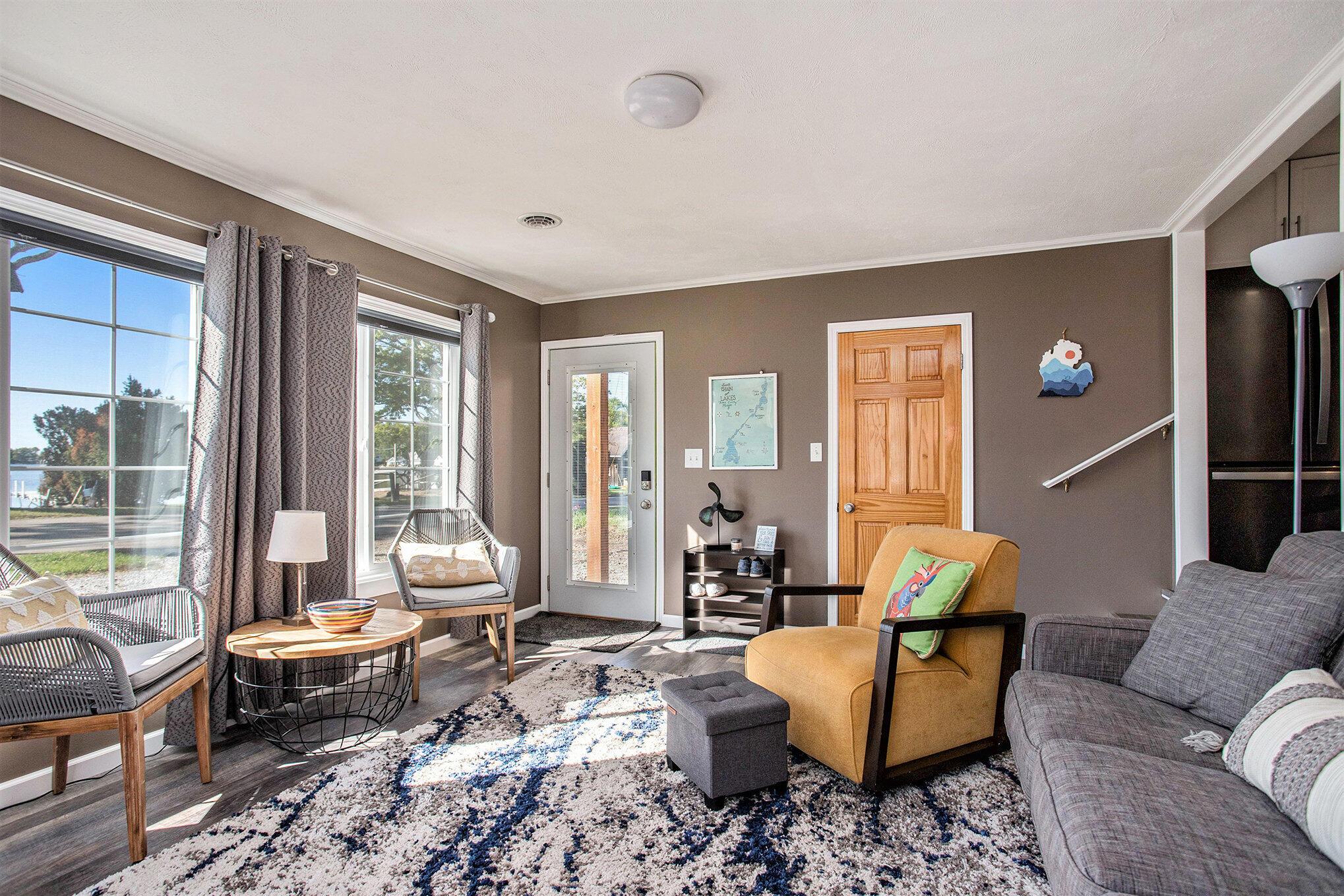 Image 4: 003_file_272