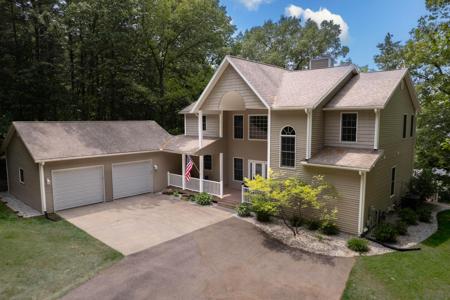 3635 Bayview
