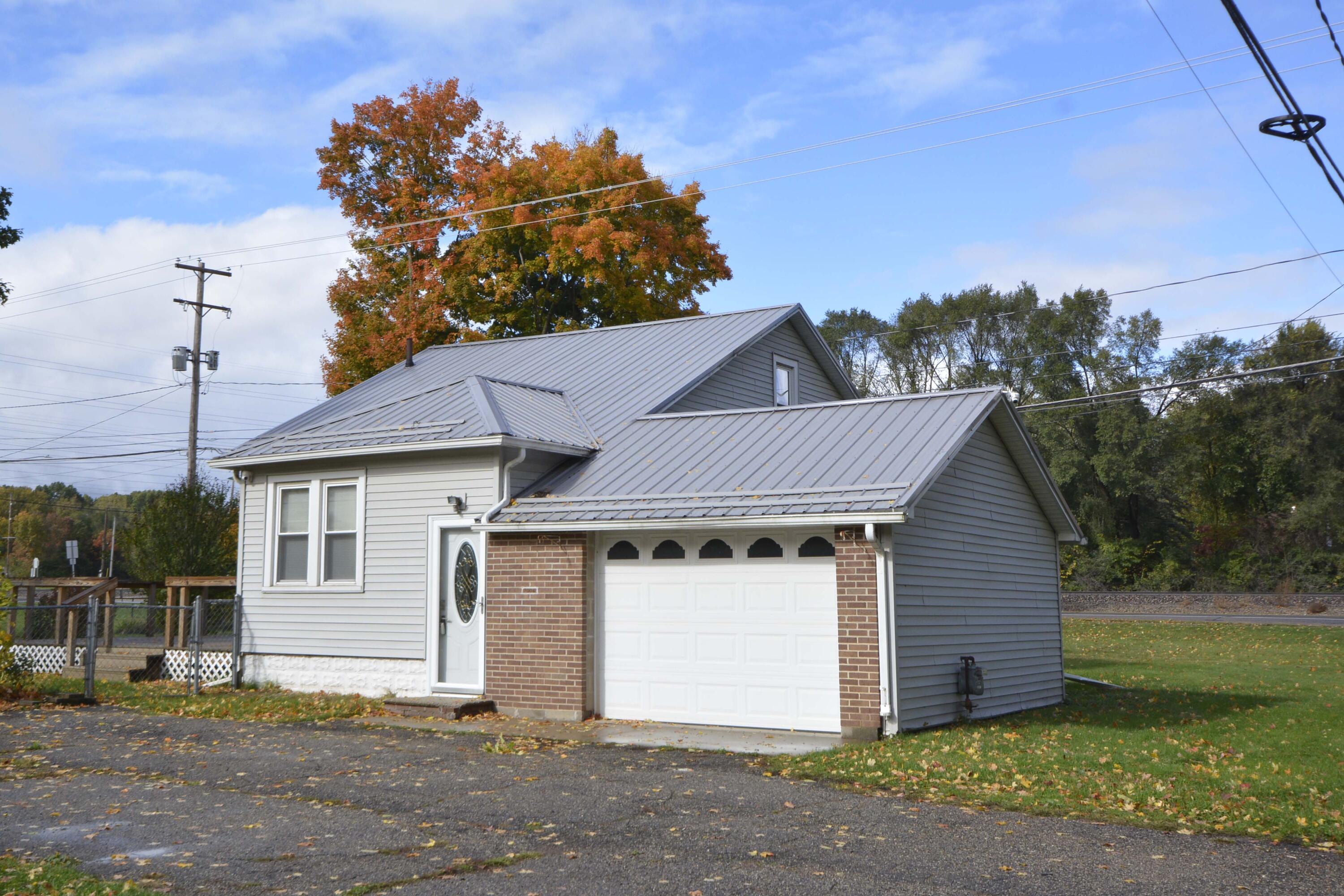 Image 2: 7062eMichigan_37