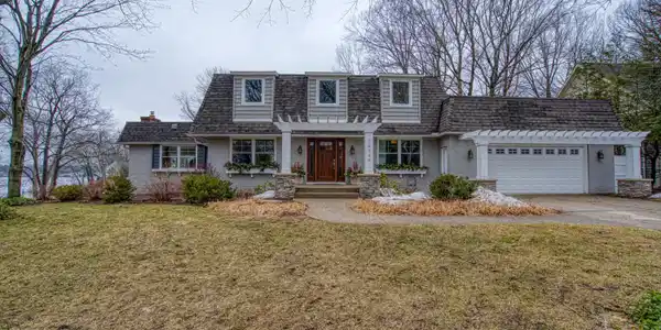 16150 Norfolk Drive
